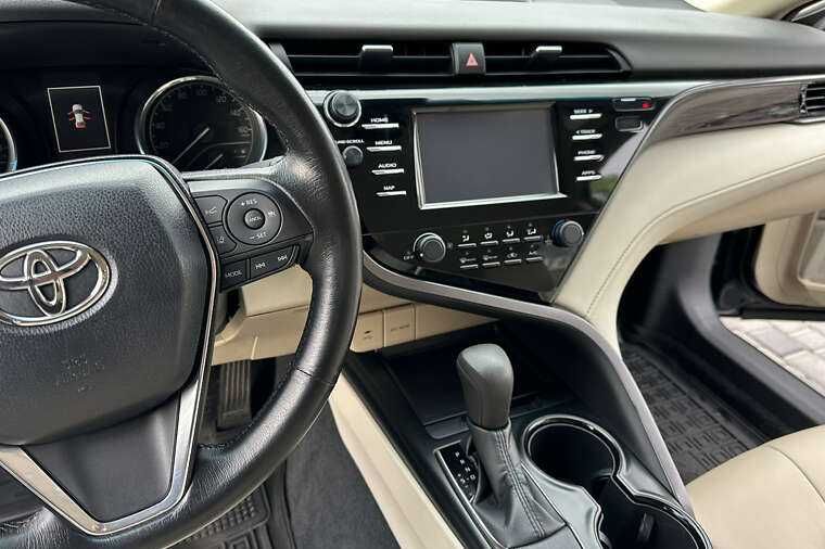 Toyota Camry 2018 XV70 2.5