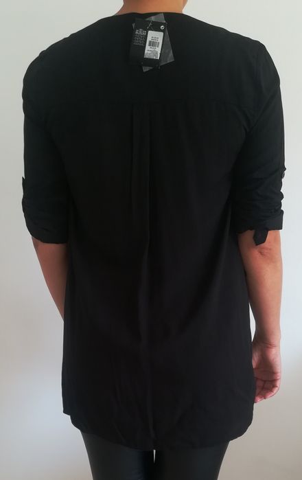 Blusa preta  (nova) - 38