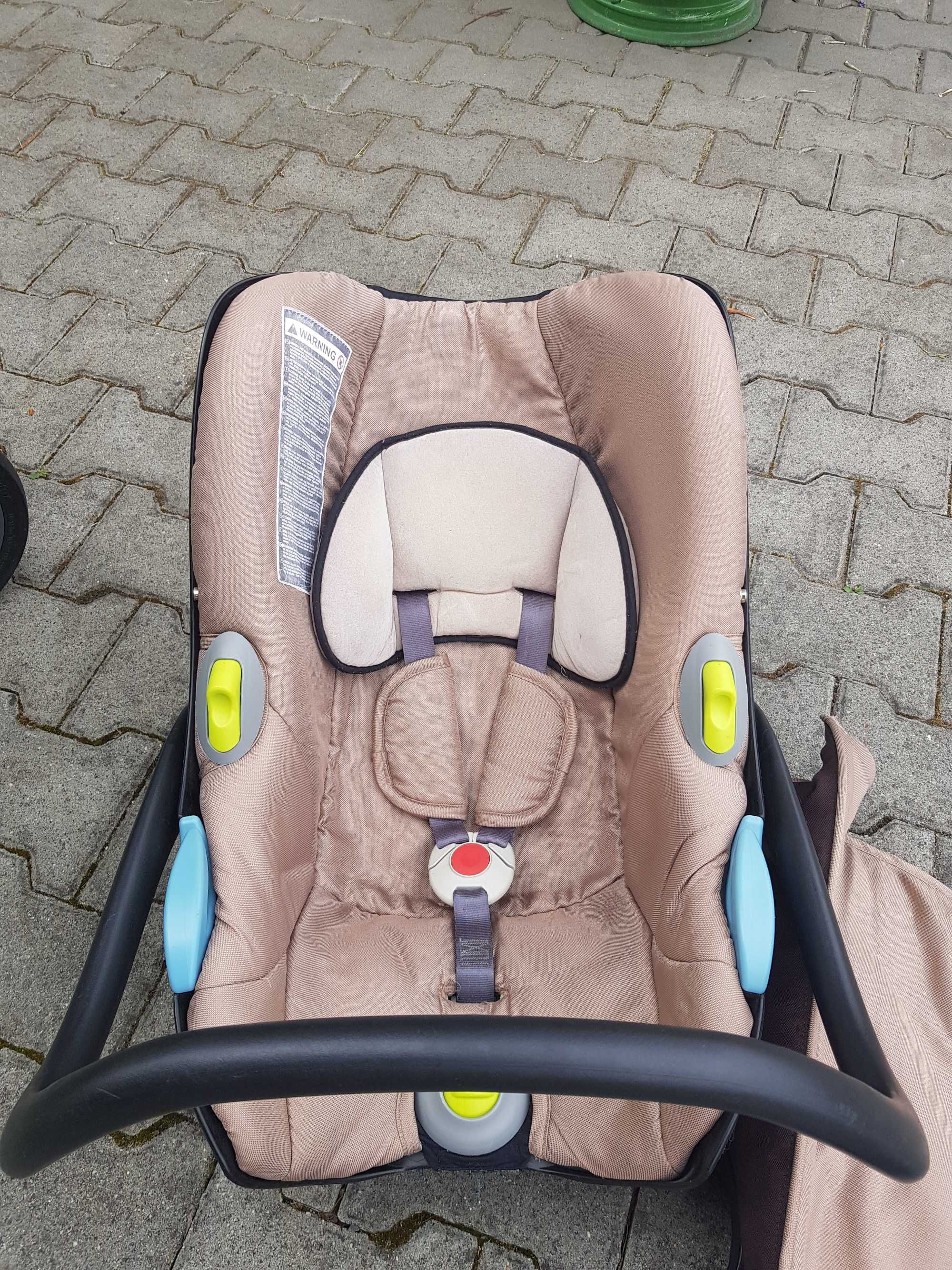 Wózek 3w1 i ( gondola, spacerówka i fotelik samochodowy)
