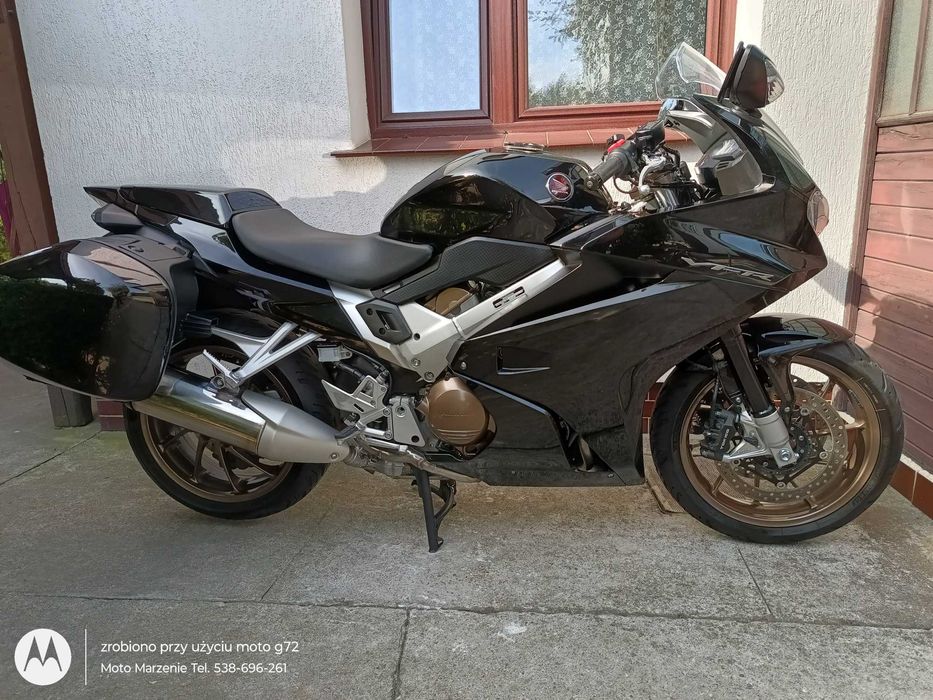 HONDA VFR 800 F ABS TC, VFR800F, 2016r, Kufry, Serwis, Zarejestrowana
