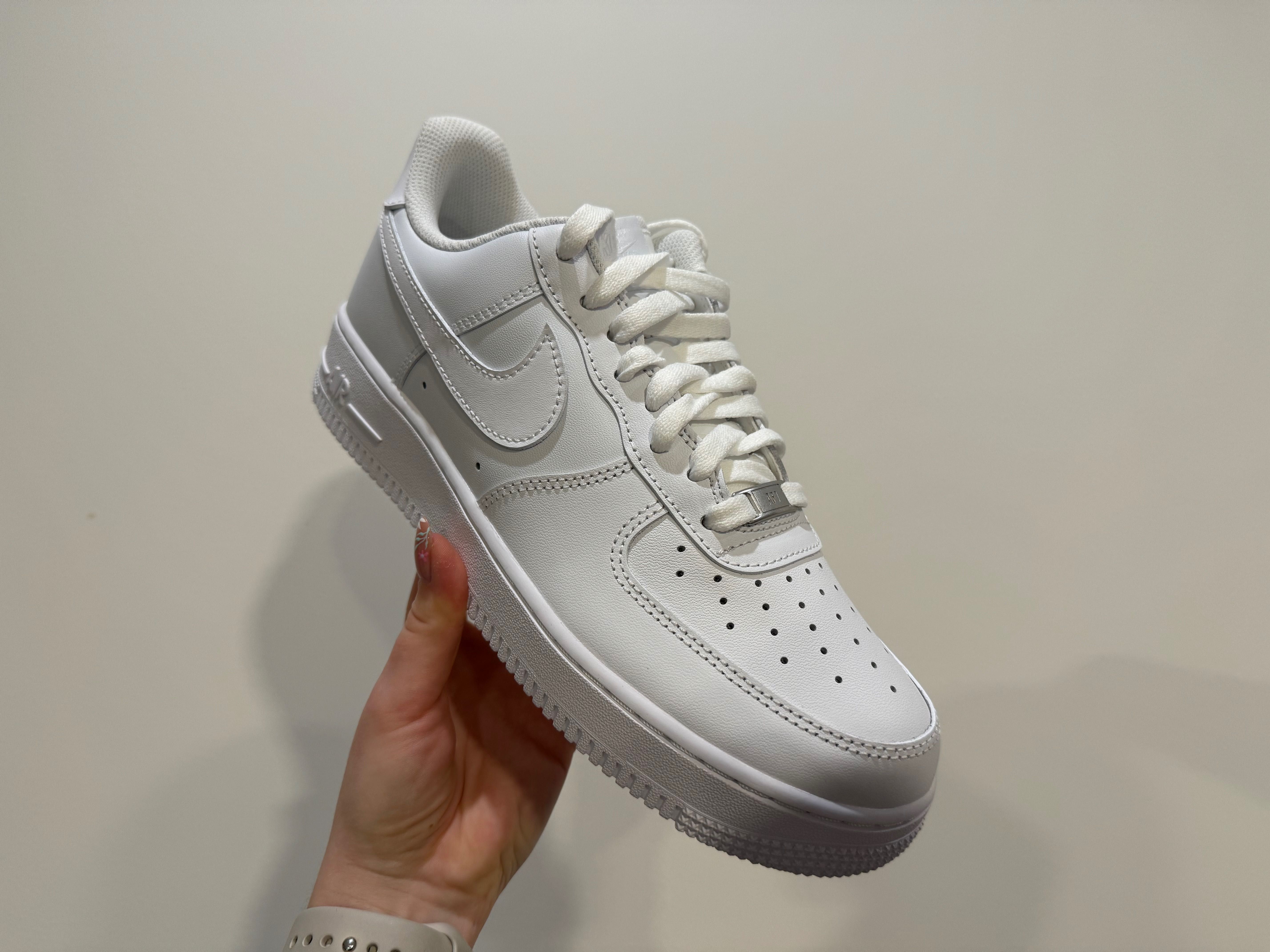 Buty Nike Air Force 1 Low '07 White r. 42
