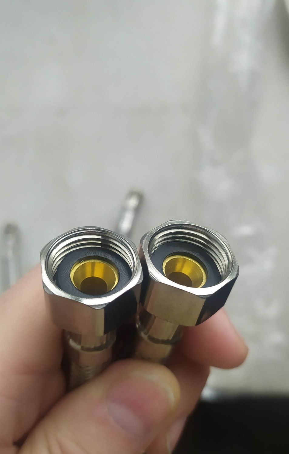 Шланг подводка для  смесителя Hansgrohe 2 шт М10х3/8