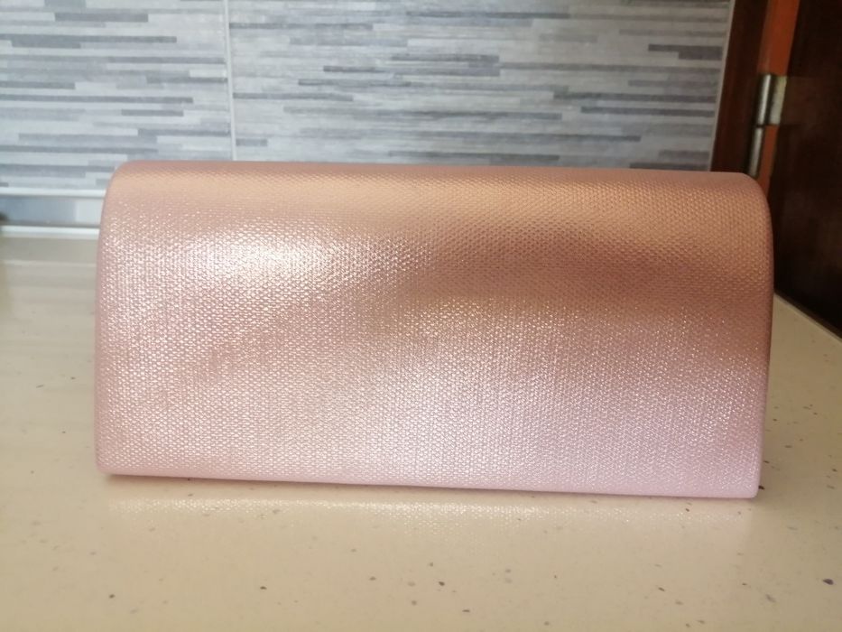 Pochete rosa brilhante