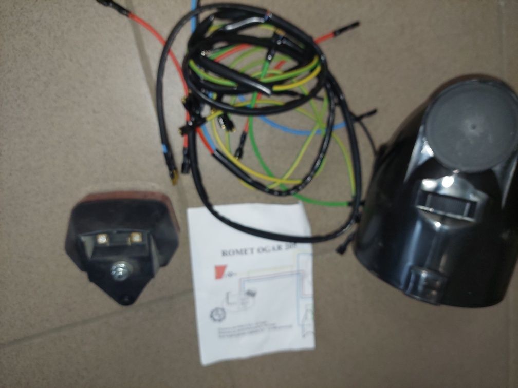 Fabrycznie nowy zestaw lampy+instalacja romet motorynka m3 pony ogar 2