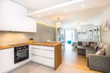 SUPER-APARTAMENTY.PL apartment in the center of Poznan for US Military