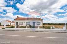 Moradia T4 para venda