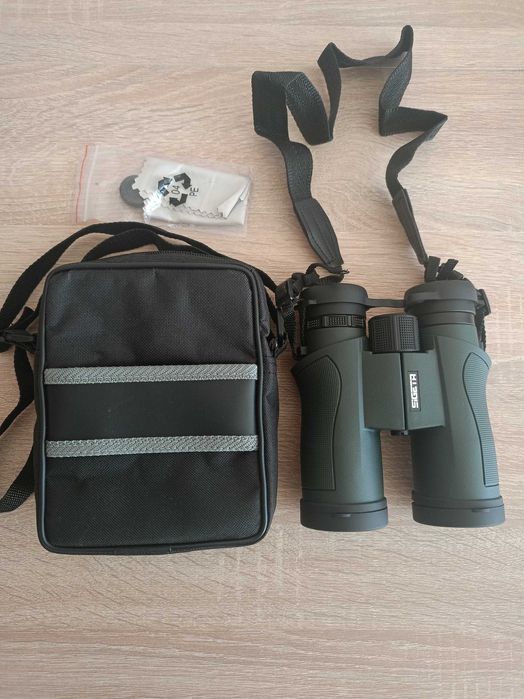 Бинокль Sigeta Stranger 10x42