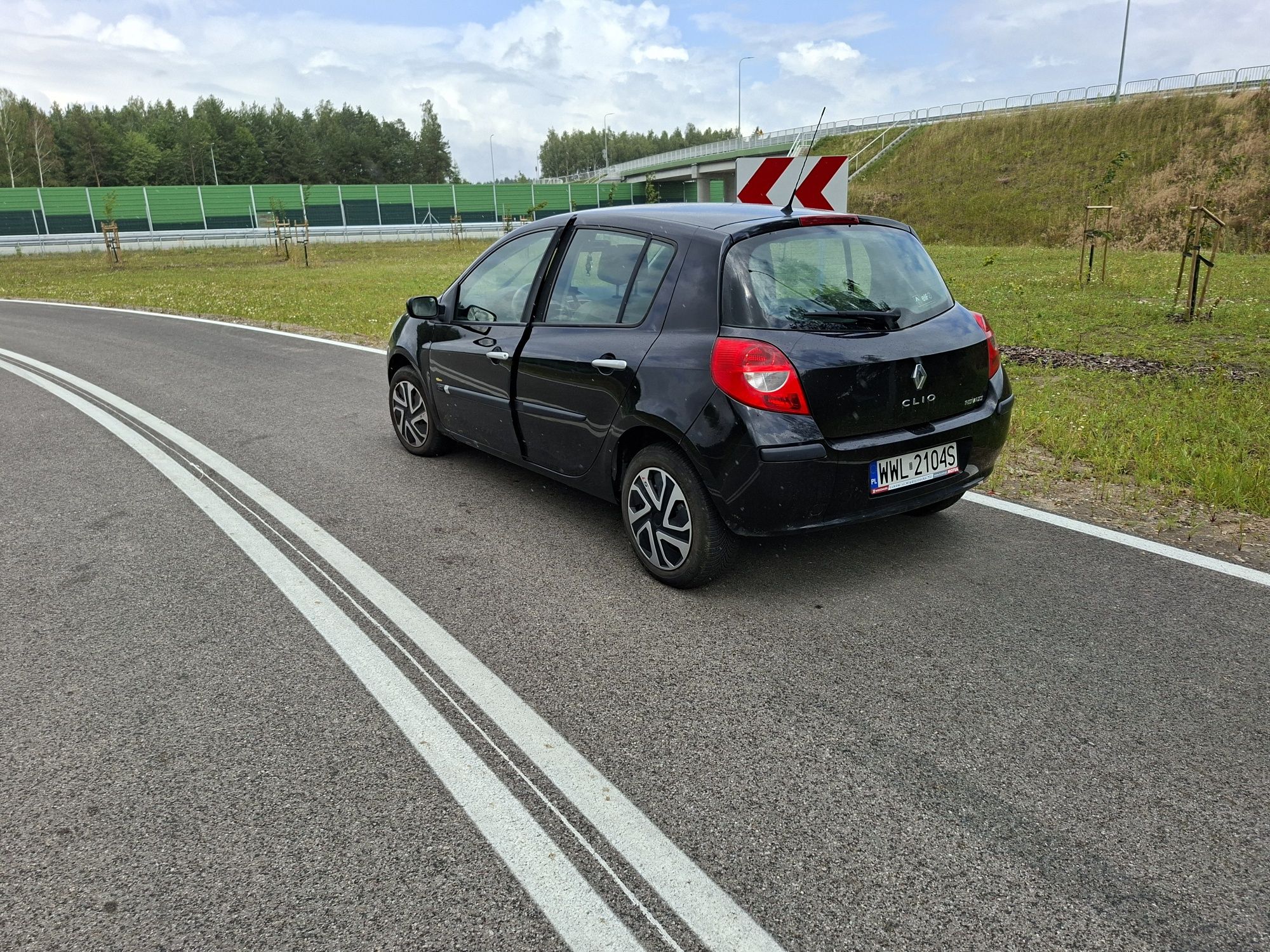 Sprzedam Clio w b.dobrym stanie