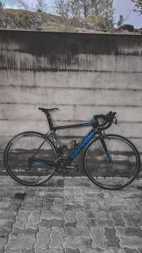 Cervélo S2 Carbono / Rodas Dura-Ace Carbono / Shimano 105