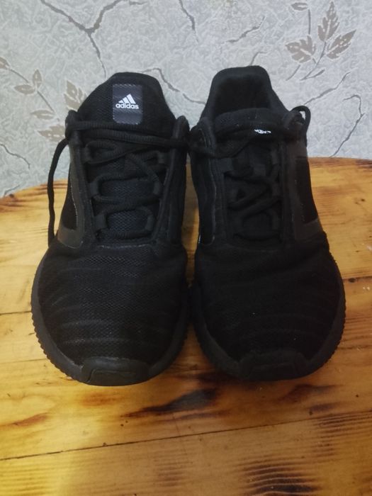 Кросовки adidas 43 размер