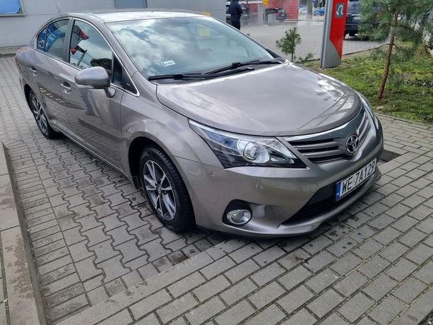 Toyota Avensis Toyota Avensis benzyna 1.6