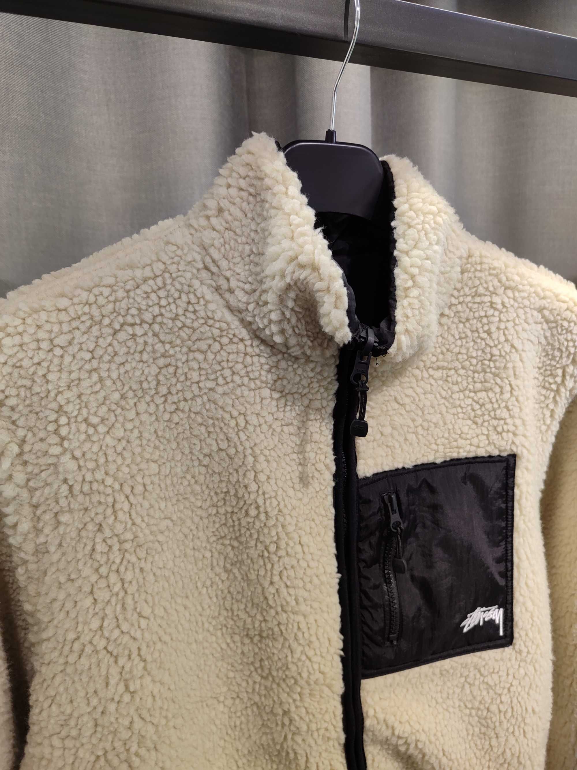 Куртка STUSSY VENUS jacquard sherpa jacket natural