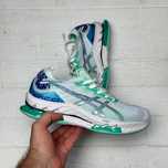 Жіночі кросівки asics