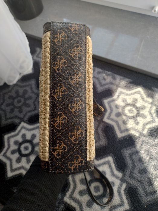 Torebka listonoszka Guess stan idealny jak nowa