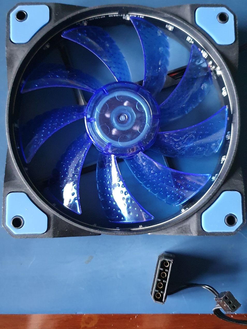 Wentylator cooler MSI, SilentiumPC i inne - 12 cm RGB, niebieski