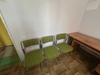 Krzesła zielone używane