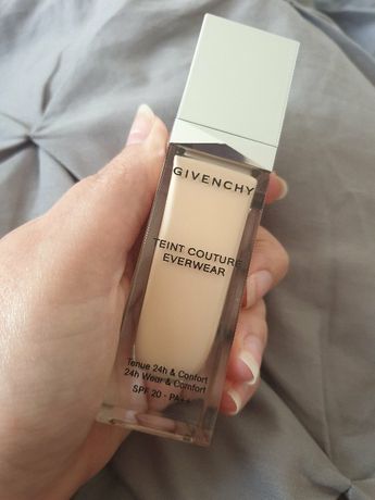 Givenchy Teint Couture Everwear Founadation Kolory