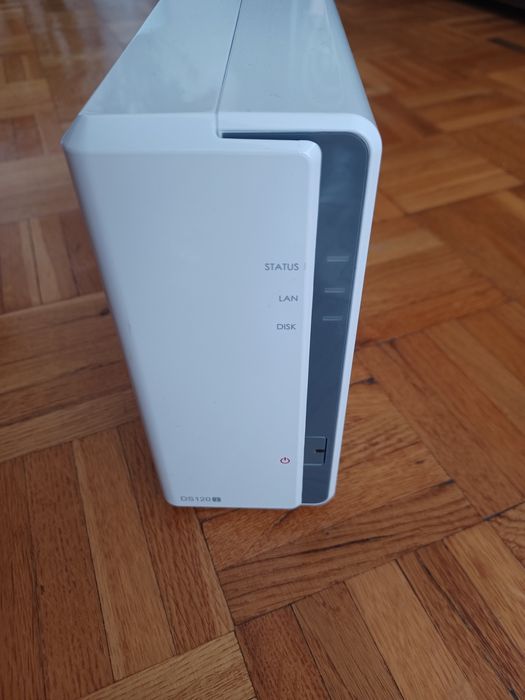 NAS Synology DS120j + dysk 6TB