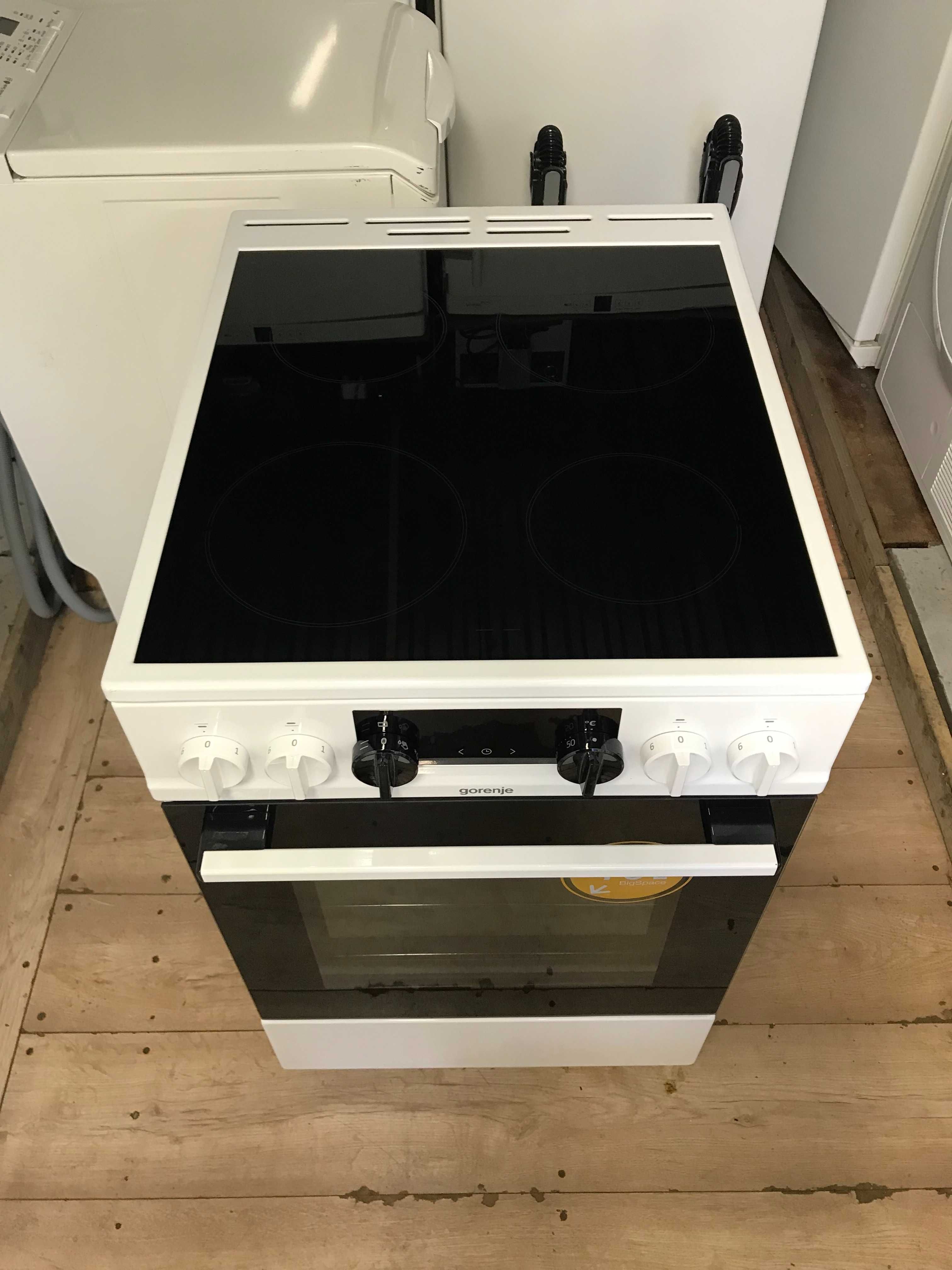 Kuchenka elektryczna GORENJE - EC5141WG