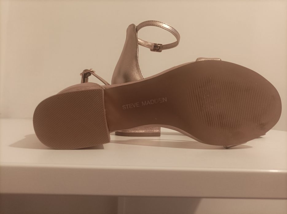 Nowe, Śliczne damskie pantofelki. Steve Madden.