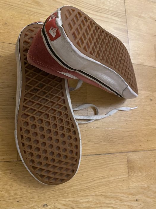Tenis Vans vermelho escuro