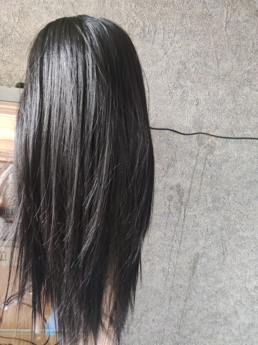 Продам парик (матовый)натуральный волос