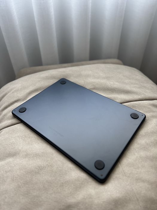 MacBook Air M2 2022