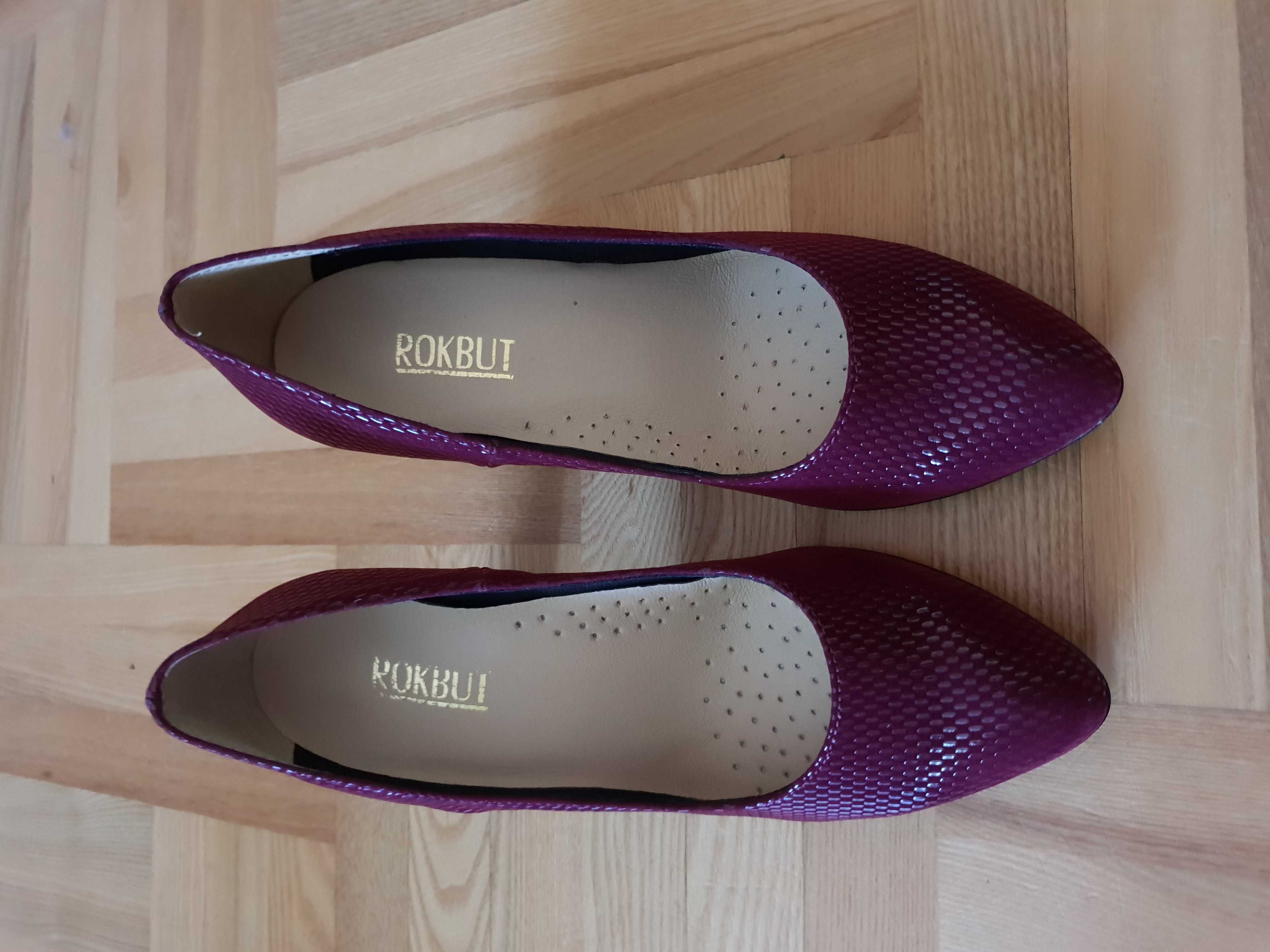 Buty damskie na słupku bordowe