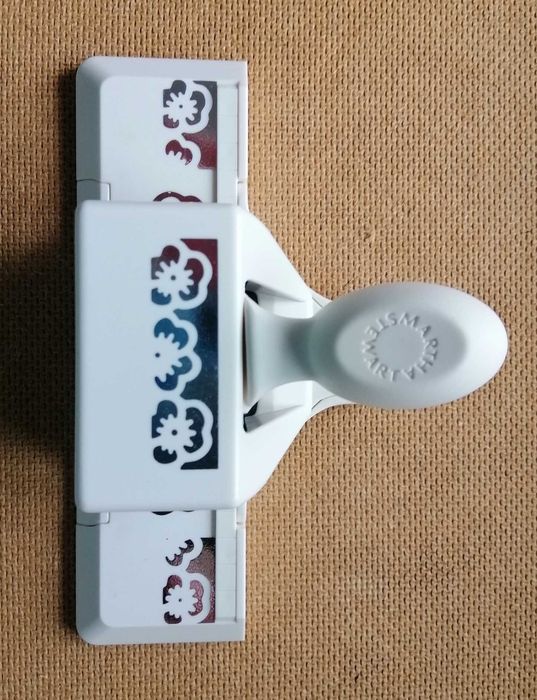 Діркопробивач дирокол Марта Стюарт