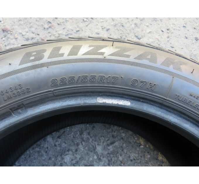 225/55 R17 RSC 97H Bridgestone BlizzakLM-32 зима 4 штуки