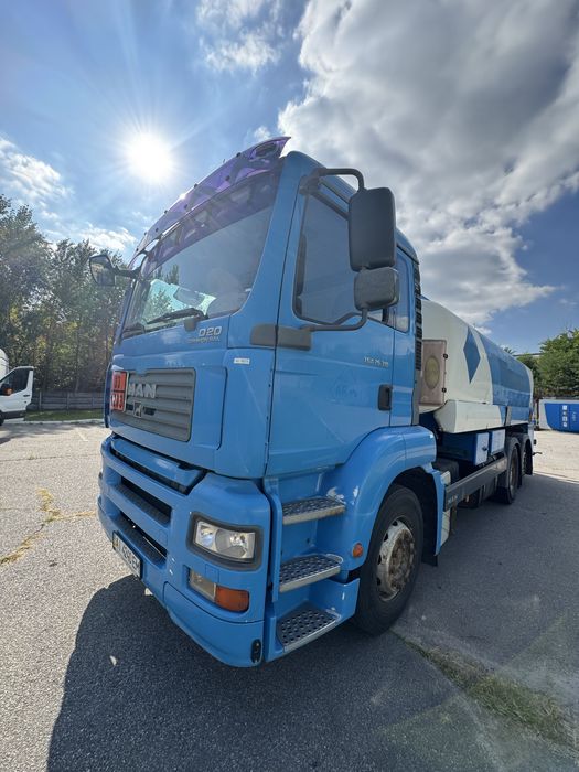 Продам бензовоз ман 18 640 кубов,3 секции