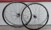 Koła Bontrager paradigm comp 25 disc + pokrowiec