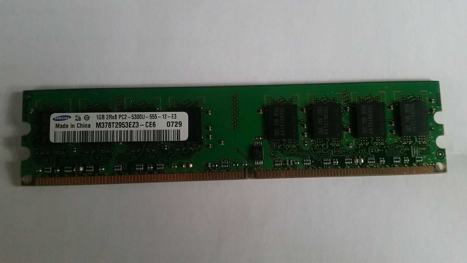 Memória RAM 1GB DDR2 667MHz PC2-5300 CL5