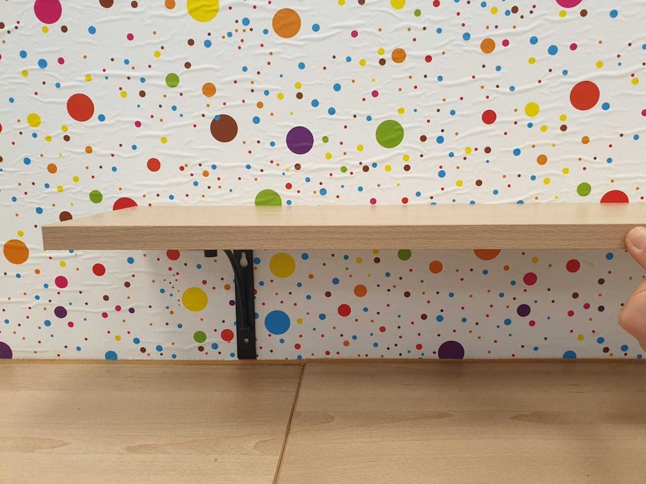 Półki wiszące różne rodzaje