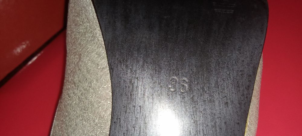 Sapatos Prateados de Cerimónia