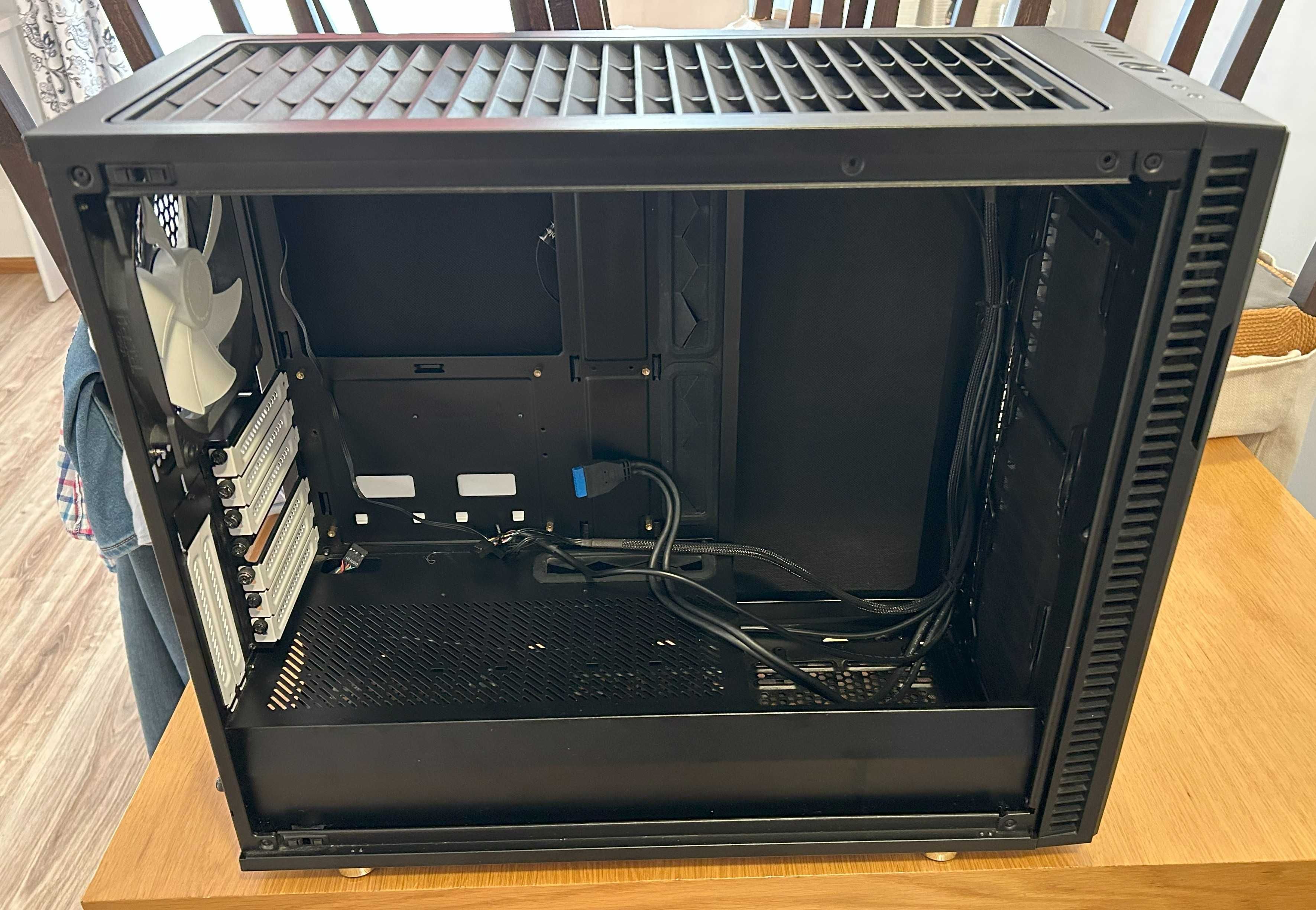Obudowa Fractal Design Define R6 TG