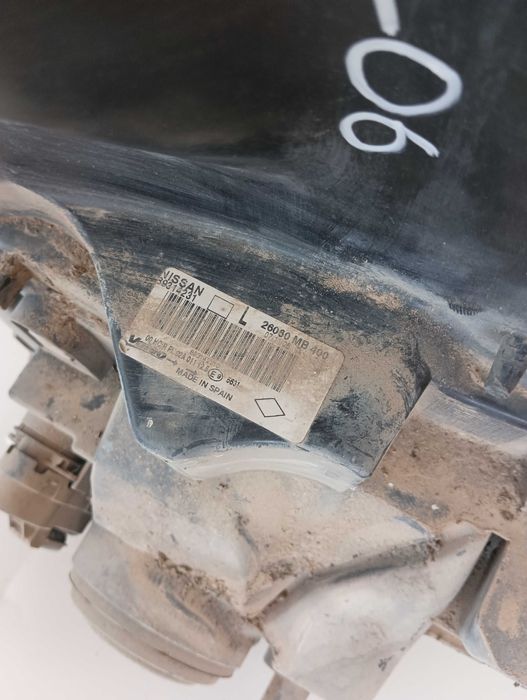 Lewa Przednia Lampa Reflektor Nissan Cabstar / Maxity NT400 K2542-06