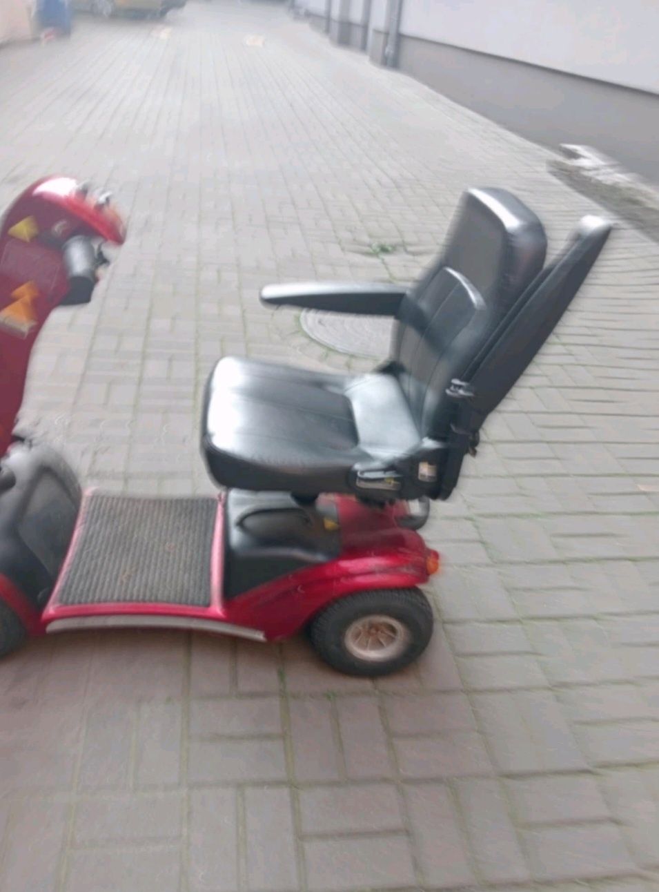 Wózek inwalidzki elektryczny skuter