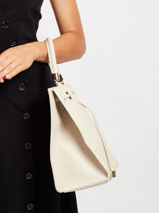 kwadratowy shopper bag ściągany troczkiem, skóra naturalna  -  rovicky