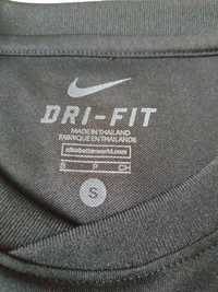 Продам мужскую спортивную футболку Nike Dri-Fit