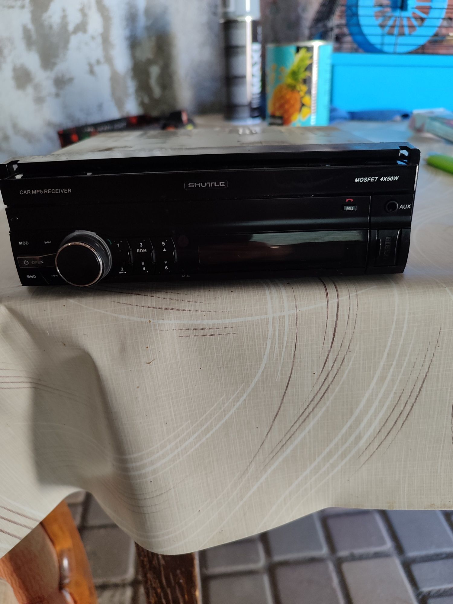 Продам автомагнитолу SHUTTLE SDUM 7060