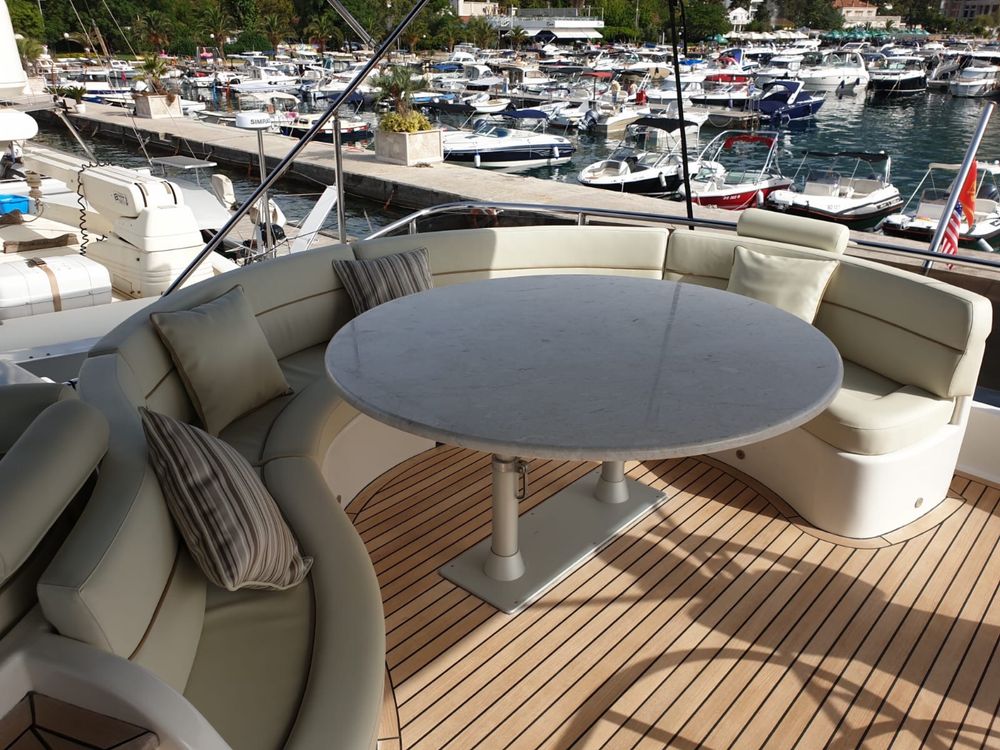 Astondoa Flibridge 66