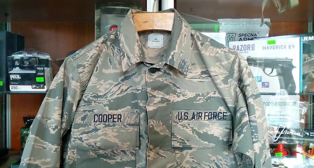 Bluza US Air Force USAF Tiger Stripe r. 38 R #4 obszyta naszywkami