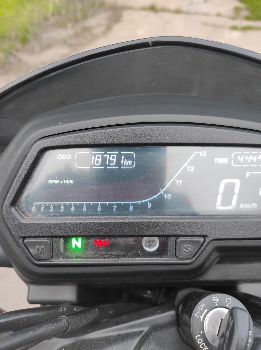 Bajaj Dominar 400