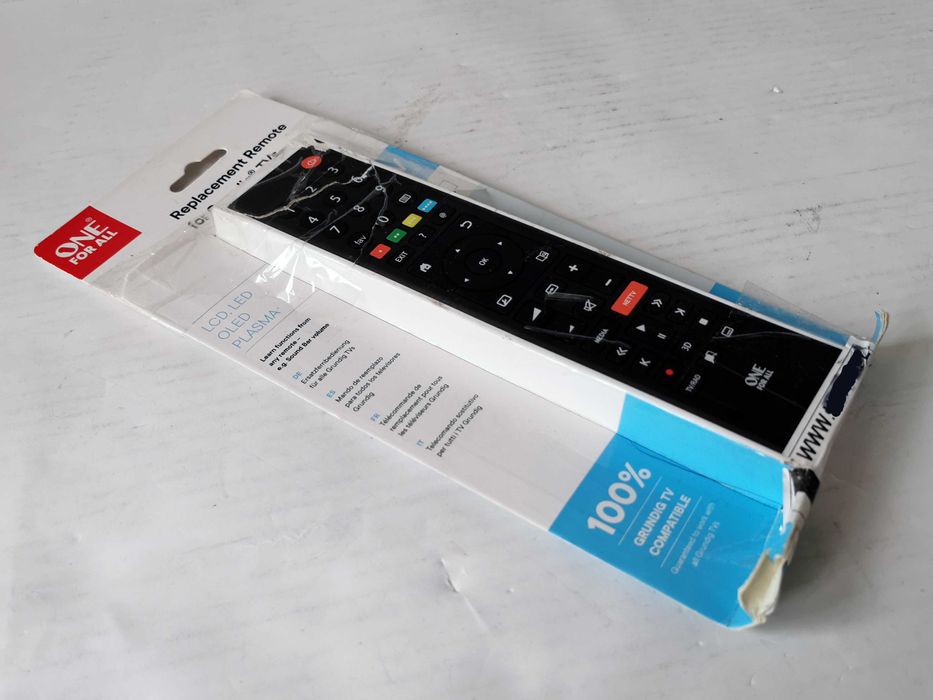 Pilot uniwersalny One For All URC1915 czarny do GRUNDIG AA000904