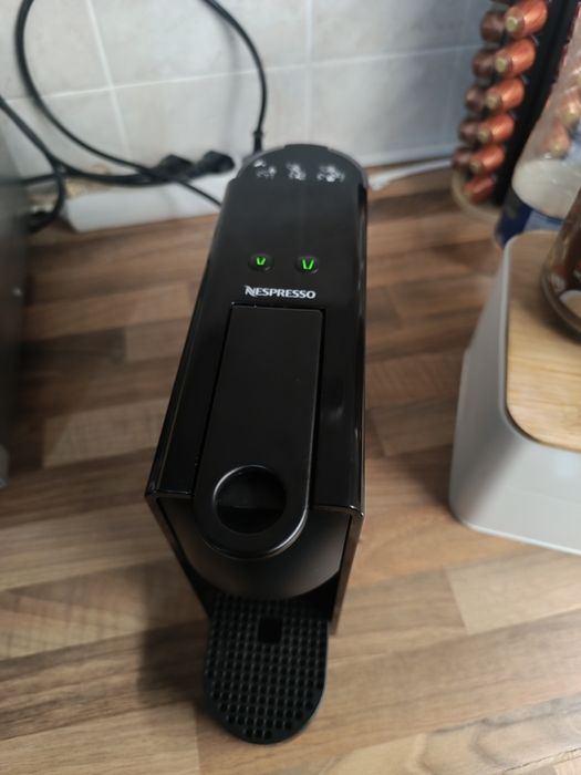 Máquina café Nespresso