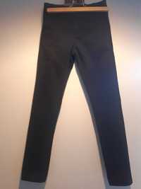 Granatowe eleganckie spodnie rozm.140 (Next - wersja slim)
