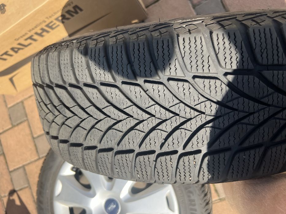 Зимові шини Goodyear  ultragrip ice 2  R16
