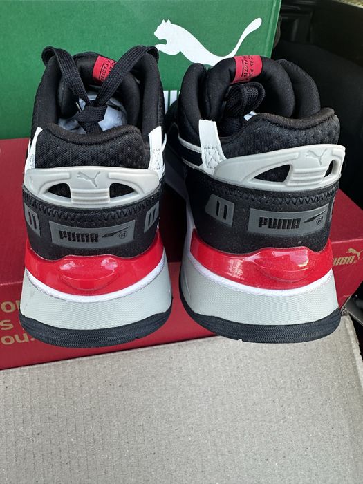 Puma Mirage кроссовки размер 42,5-27,5  см оригинал 383107-03