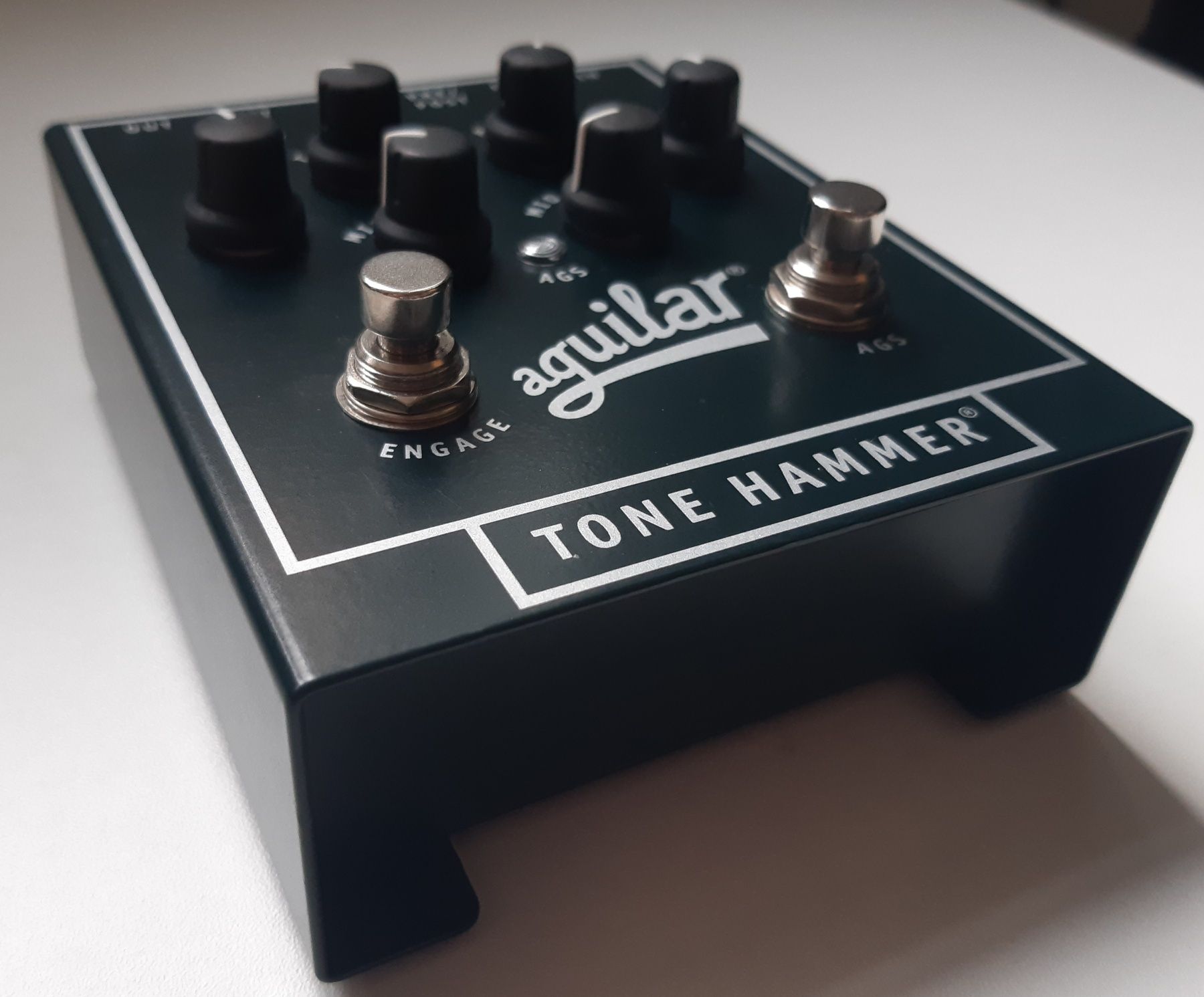 Aguilar tone hammer, preamp do basu, direct box, stan bdb